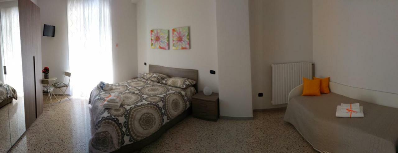 B&B Malaga Salerno Exterior photo